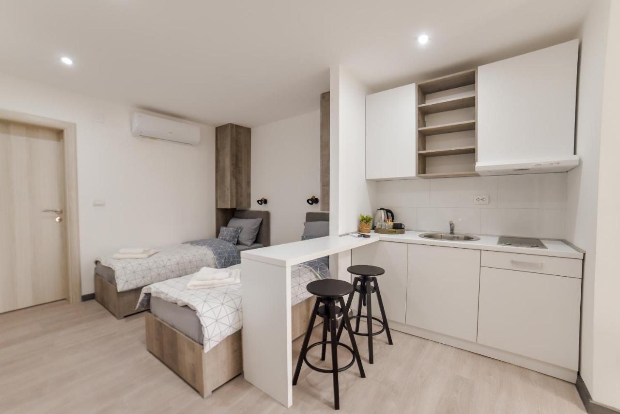 Apartmani Statik Sd Smederevo Esterno foto