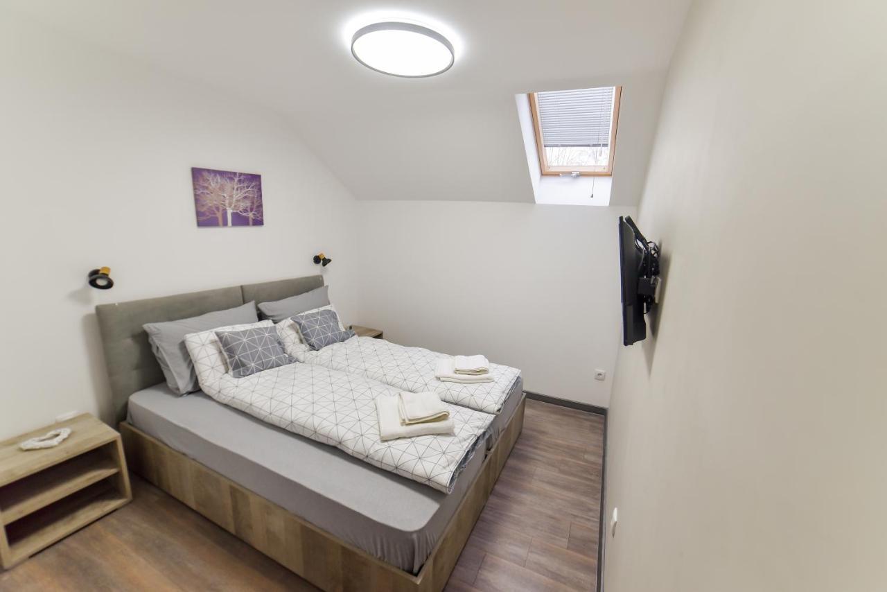 Apartmani Statik Sd Smederevo Esterno foto