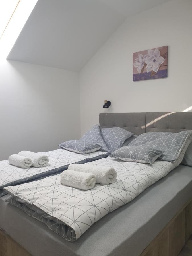 Apartmani Statik Sd Smederevo Esterno foto